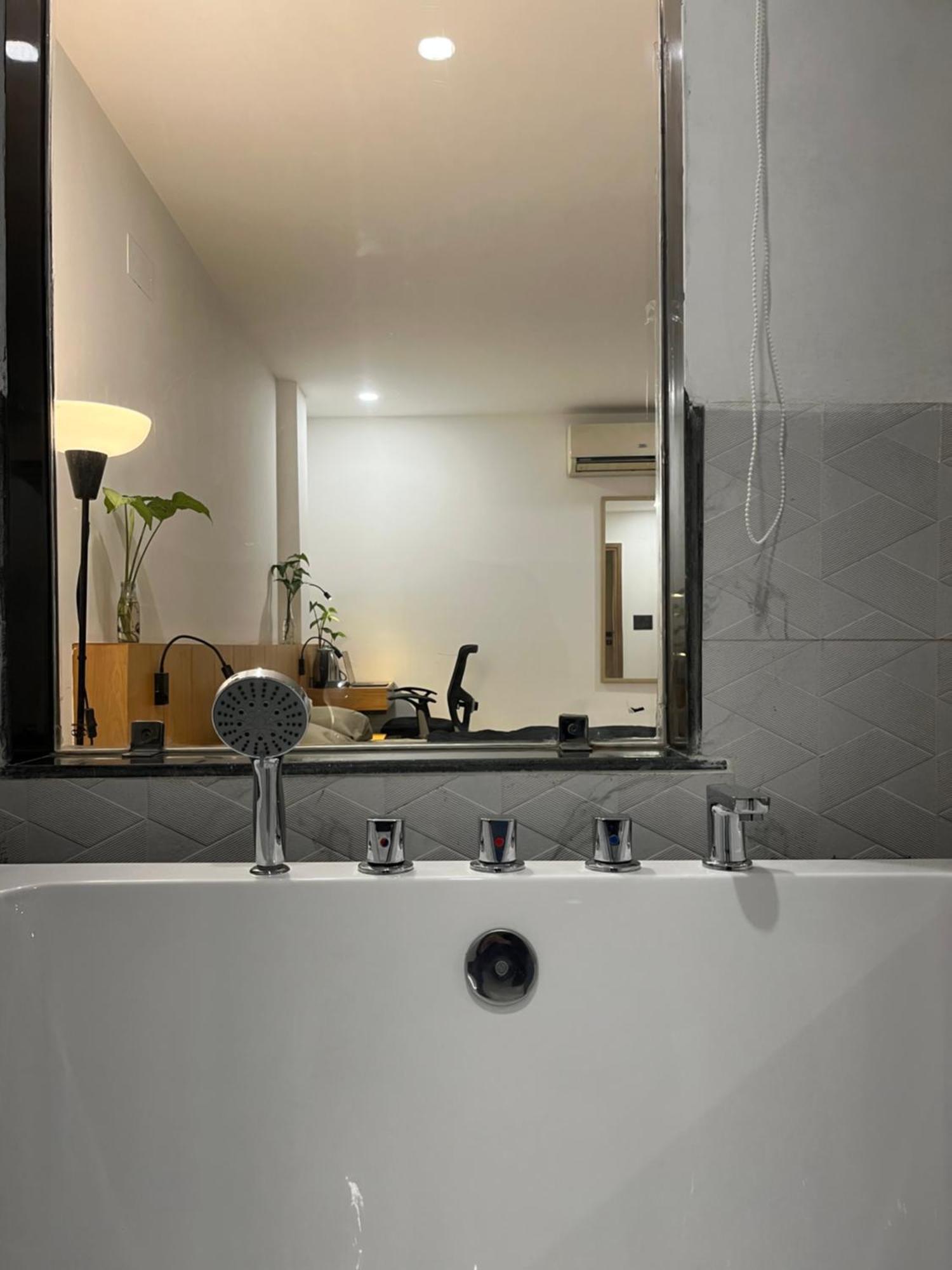 Vaara Bed & Breakfast New Delhi Exterior photo
